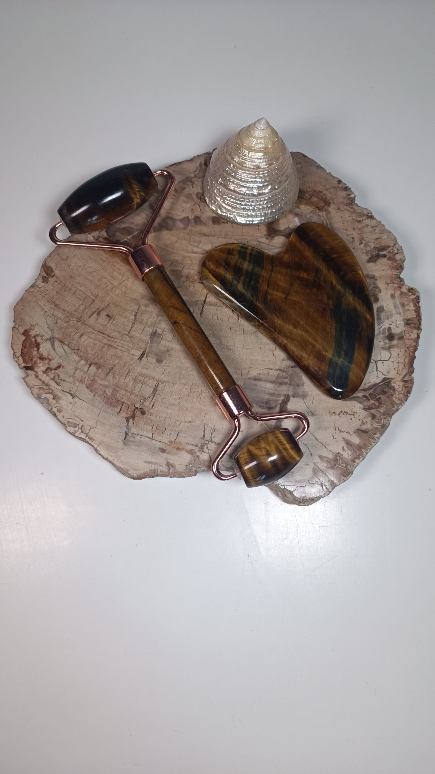 Coffret Gua Sha & Rouleau massage Oeil de Tigre