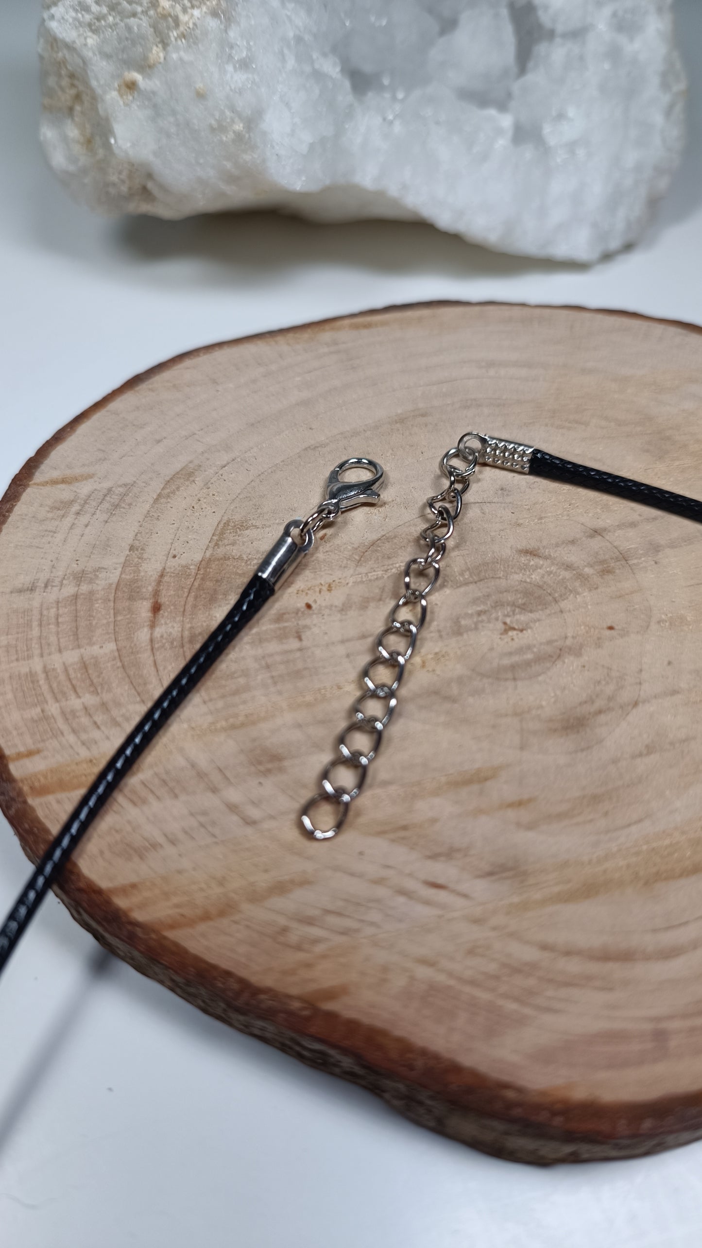 Cordon en cuir artificiel - 48 cm