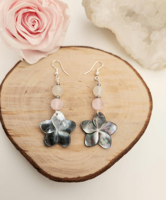 Boucles d'oreilles Fleurs nacre - Quartz Rose & Pierre de Lune